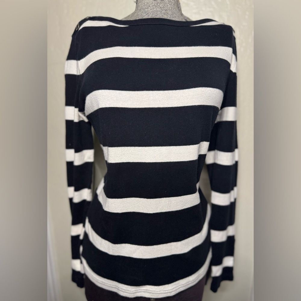 Tommy Hilfiger Black & White Striped Sweater with accent Buttons Size Medium